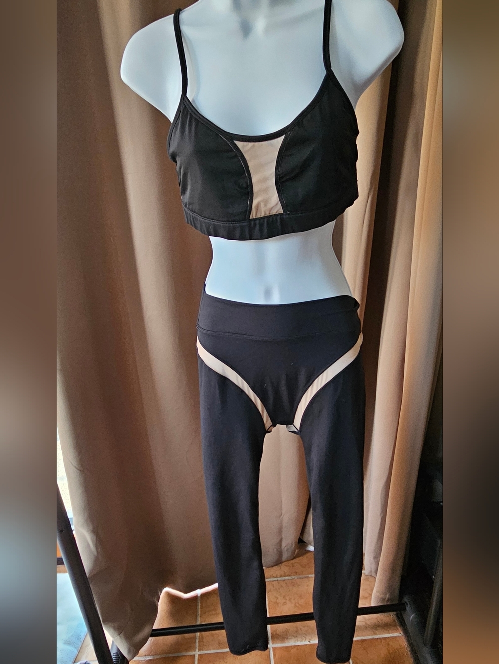 Zasuwa Black Mesh Athletic Set - Picture 4 of 10